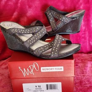 Impo Stretch Pewter Wedge "Vision" Memory Foam Size 9M